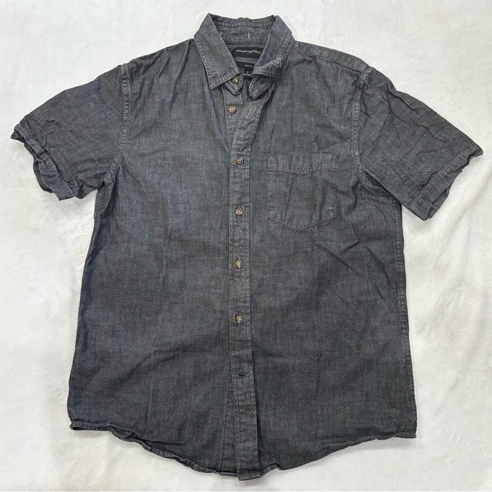 Banana Republic Gray Casual Button Down Shirt